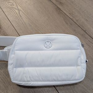 lululemon athletica White Quilted Padded Belt Bag